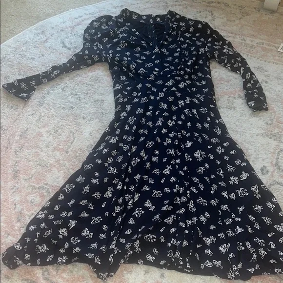 fit and flare casual dress with sleeves EVEREVE Women's Arlene Puff Sleeve Mini Dress, Size Large, Blue main image 0